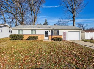 346 Imus Dr, Mishawaka, IN 46545