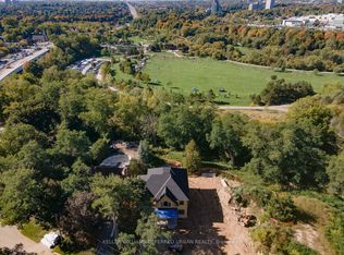 1429 Dundas Cres, Mississauga, ON L5C1E8