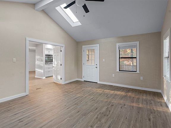 3rd image of 2 Cheddar Cir