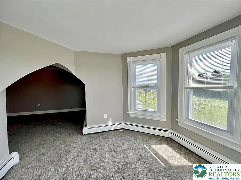 363 S Broad St #3 — Photo 3