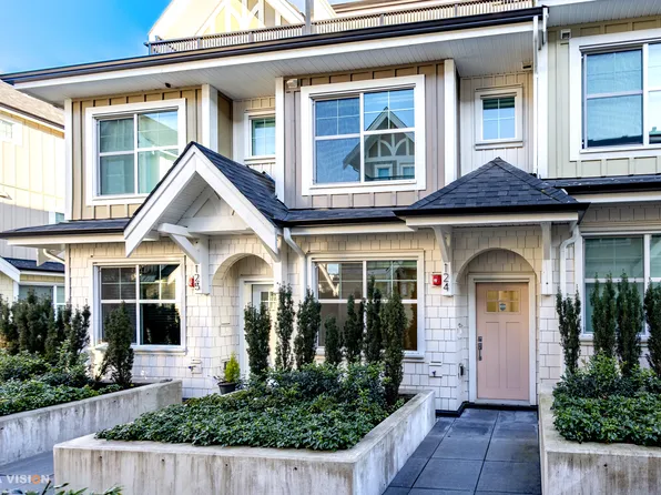 707 Robinson St #124, Coquitlam, BC V3J 0M9