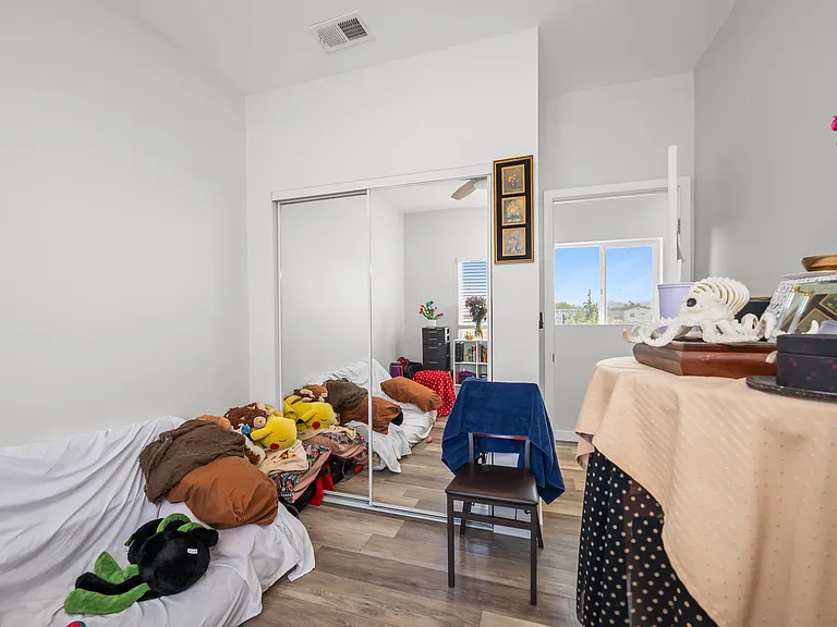 5229 E Falls View Dr — Photo 12