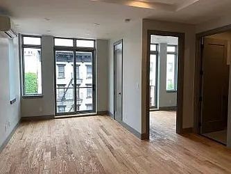 223 Manhattan Avenue