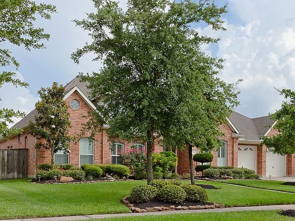 3rd image of 1810 Grayson Lakes Blvd