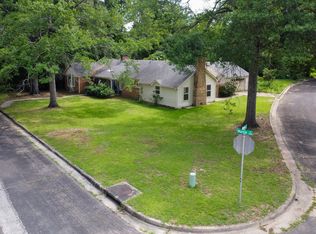 2414 S Martin St, Kilgore, TX 75662