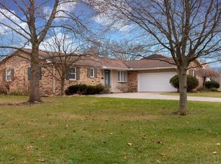 1204 Briarwood Dr, Elkhart, IN 46514