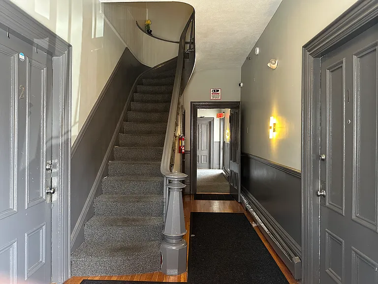 11-13 Ellsworth St #1 — Photo 5