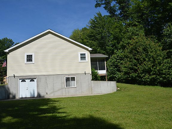 2nd image of 17447 Country Ln