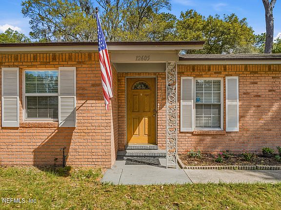 2nd image of 12605 REMLER Drive W