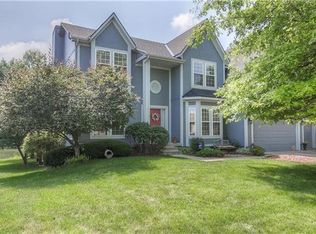 201 Shore Line Dr, Louisburg, KS 66053