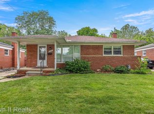 8549 Glengary St, Dearborn Heights, MI 48127