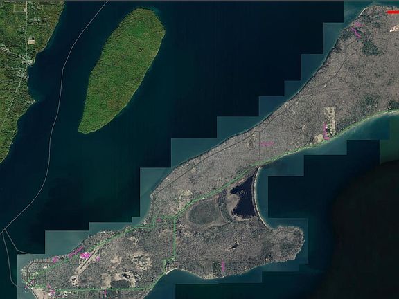 4th image of 36XX North Shore Rd