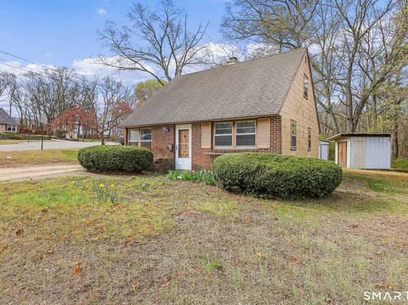 1 Ardman Dr, Willimantic, CT 06226