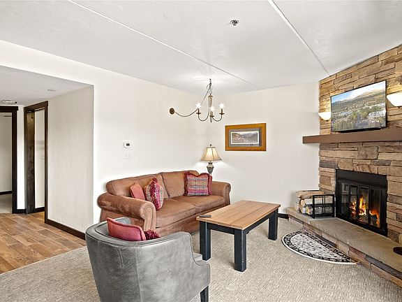 3rd image of 640 Village Road UNIT 4513