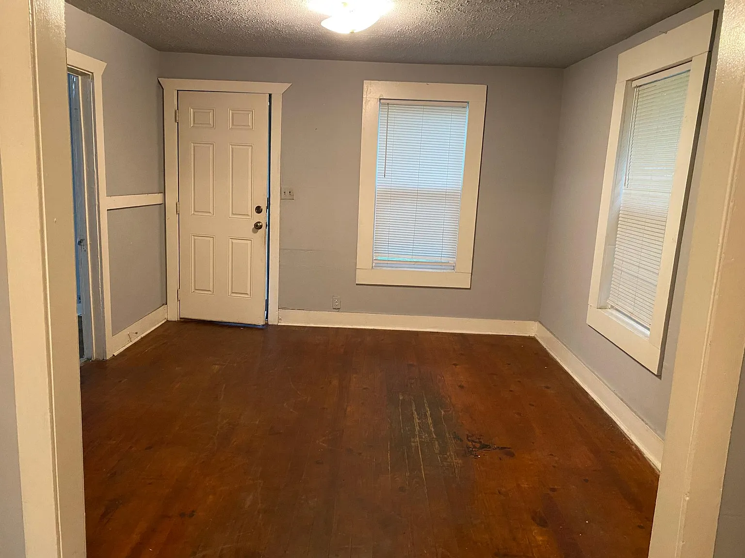 2830 Mars Ave — Photo 2