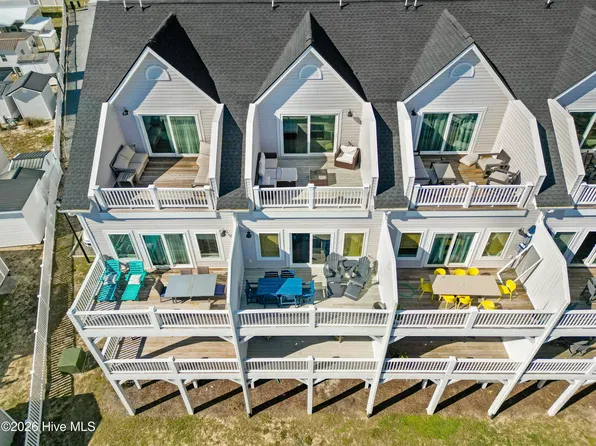 1103 Sapphire Avenue, Surf City, NC 28445