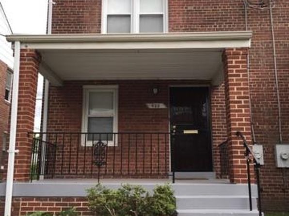 639 Emerson St NE