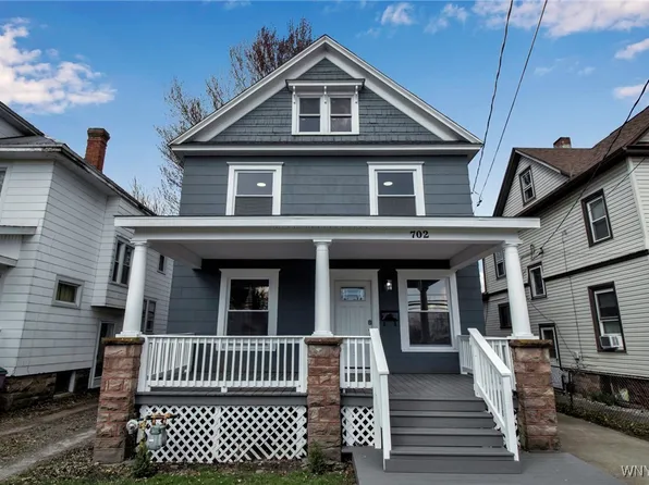 702 West Ave, Medina, NY 14103