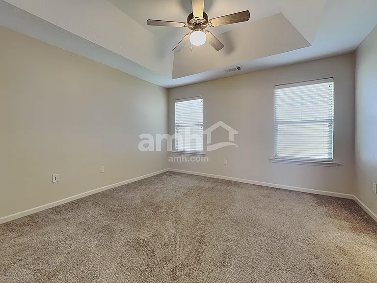 1523 Bailey Park Ln — Photo 11