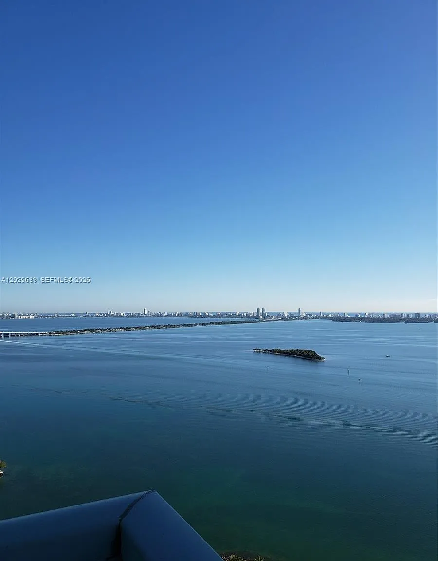 Quantum On The Bay Condo — Photo 1