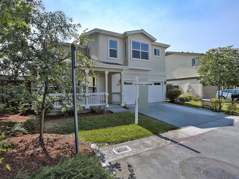 1st image of 2279 Tuscany Ct