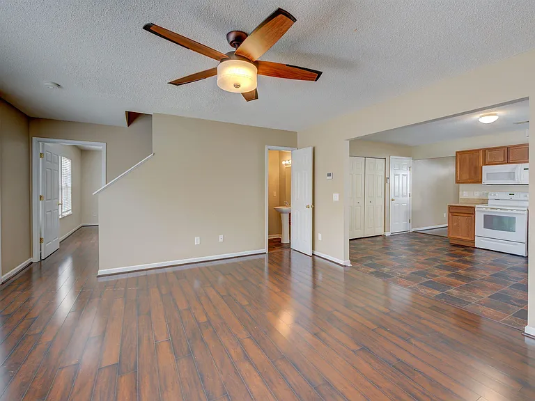 1908 Lake Carolina Dr — Photo 18