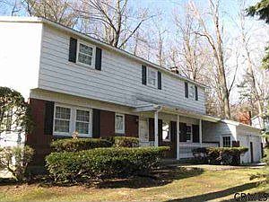 1st image of 38 Beechwood Dr
