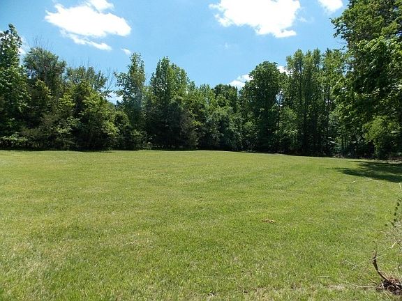 4th image of 12698 Versailles Rd