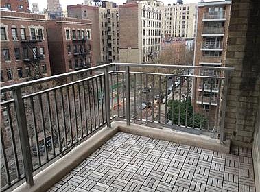 4th image of 70 W 93rd St APT 26D