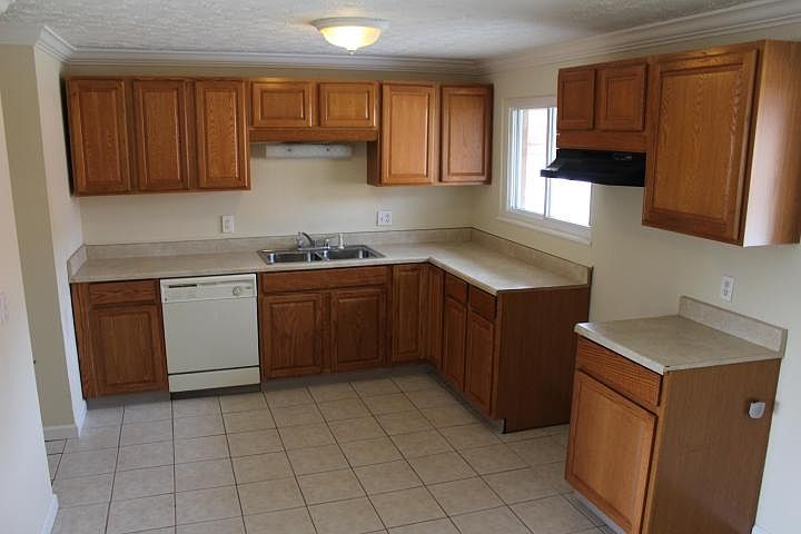 1st image of 7078 Golding Dr
