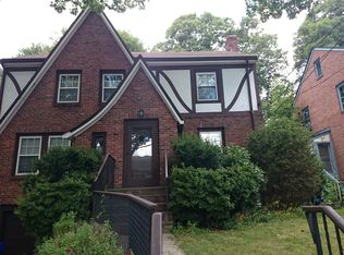 258 Russett Rd, Brookline, MA 02467