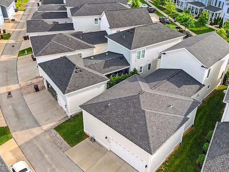 6218 Mistflower Cir — Photo 47
