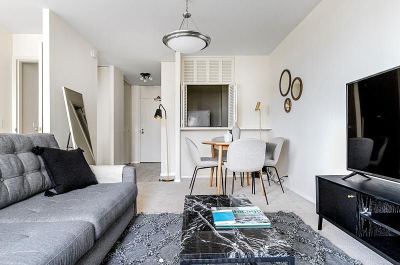 1st image of 3452 N Lakeshore Dr #1208