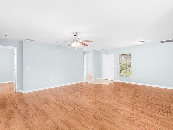 5th image of 26737 White Plains Way