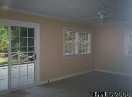 2nd image of 305 Edgehill Rd