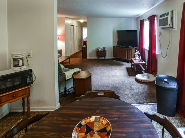 The Creekside Manor Apartments, 61 Myrtle St, Le Roy, NY 14482