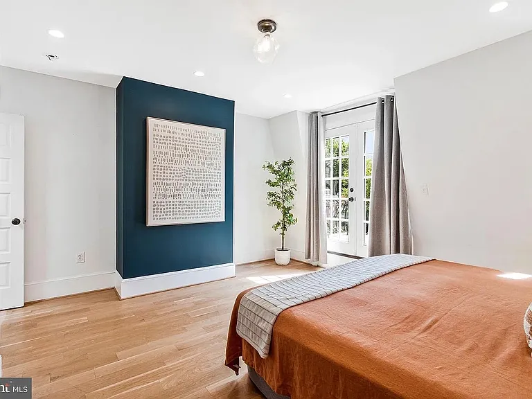 822 5th St NE — Photo 31