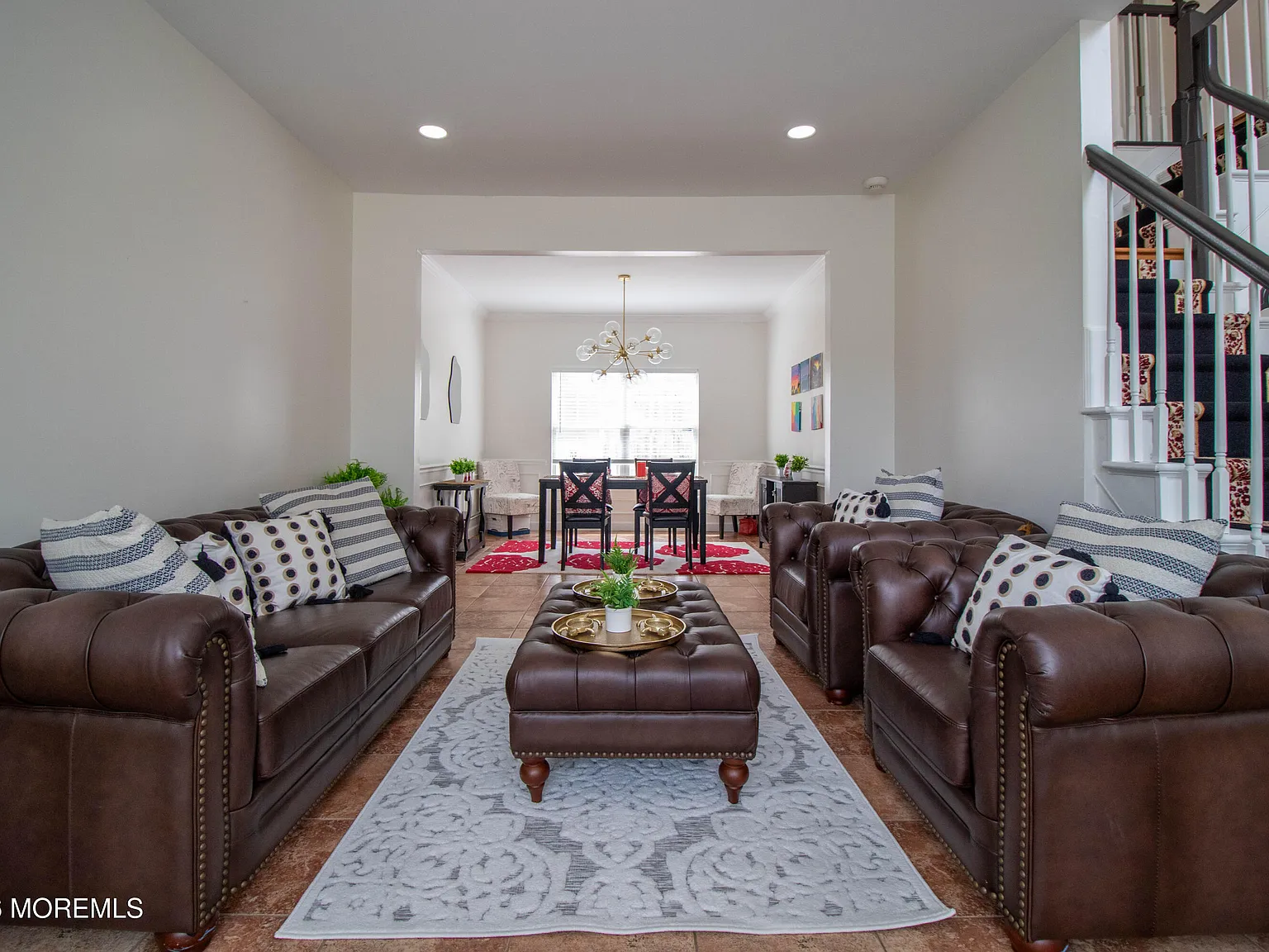 4 bed, 3.5 bath, 2312 sqft, $5,900 — Photo 4
