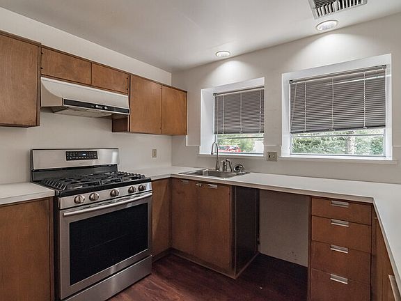 4th image of 1803 Willowwood St