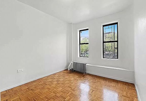 3rd image of 201 Allen St APT 5A