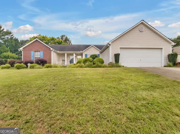 1021 Windsor Dr, Monroe, GA 30656