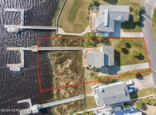 209 Florida Ave, Carolina Beach, NC 28428