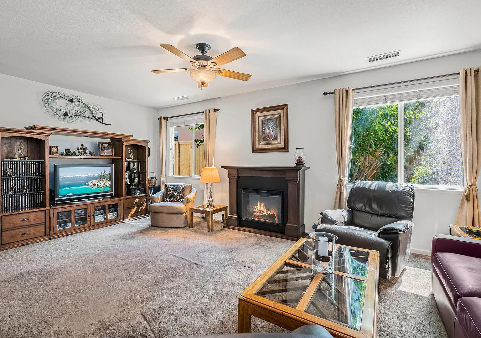 Single-Story 4-Bedroom in South Reno with Covered Patio & Private Yard — Photo 3