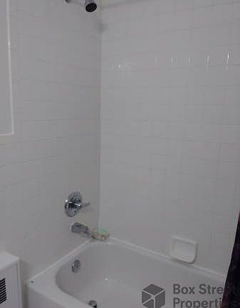 4th image of 101 Pulaski St #1