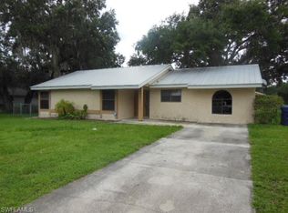 4004 N Edgewater Cir, Labelle, FL 33935