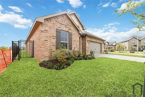 2208 Inglenook Grove Dr — Photo 5