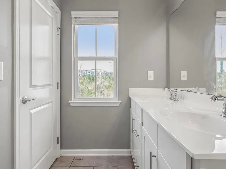 12734 Glowing Peak Rd — Photo 14
