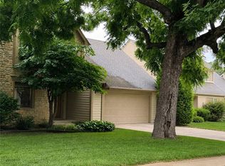 11530 Carter St, Overland Park, KS 66210