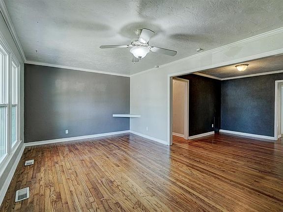 5th image of 1820 Churchill Way