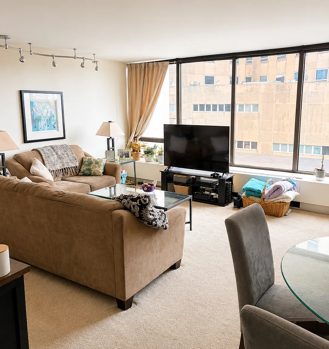 2800 N Lake Shore Dr — Photo 4